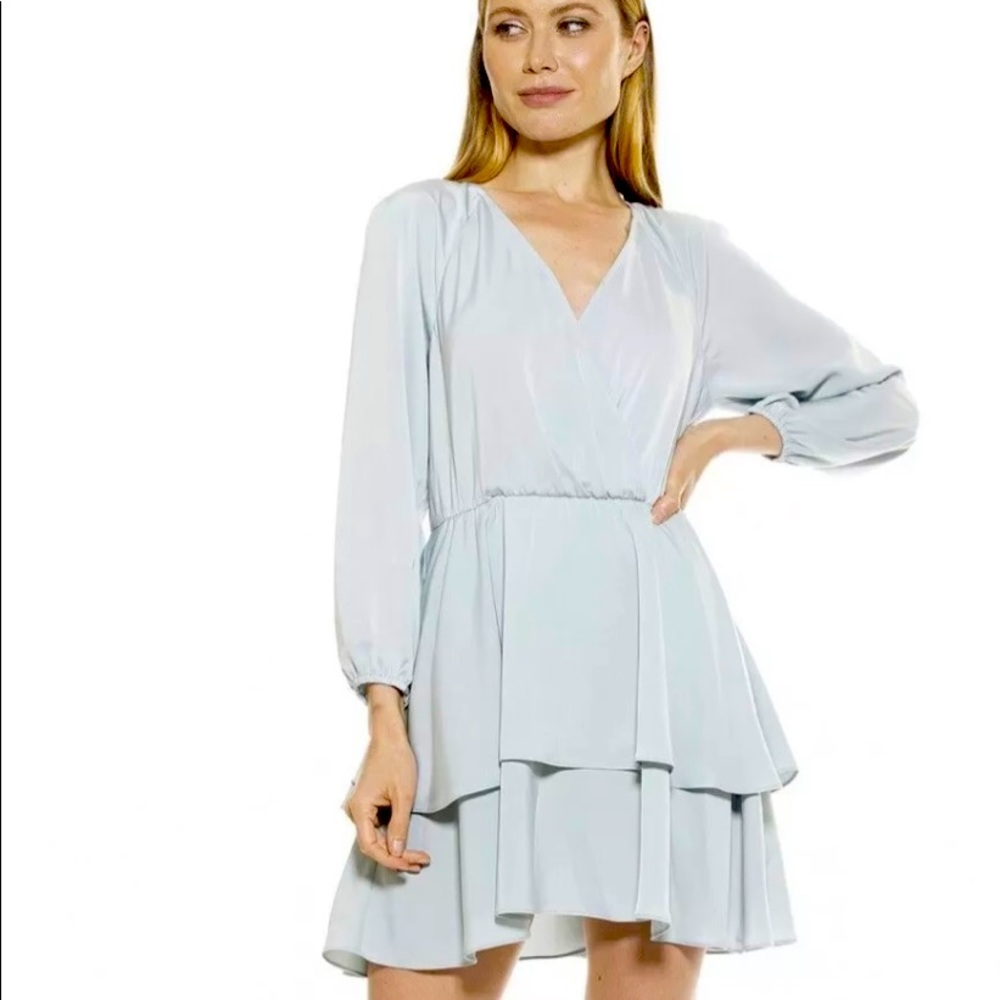 NWT Alexia Admor Layla Raglan V Neck Tiered Ruffle Dress size 8
